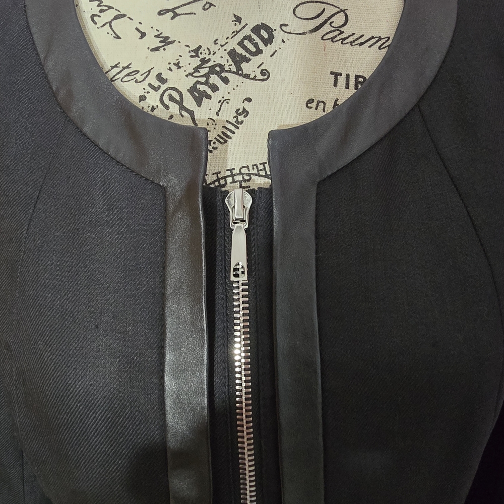 Lafayette 148 New York Black Linen Full Zip Jacket with Leather Accents 6P - Picture 9 of 12
